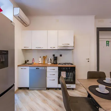 Апартаменти Beautiful In *