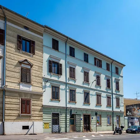 Beautiful Apartment In Pula