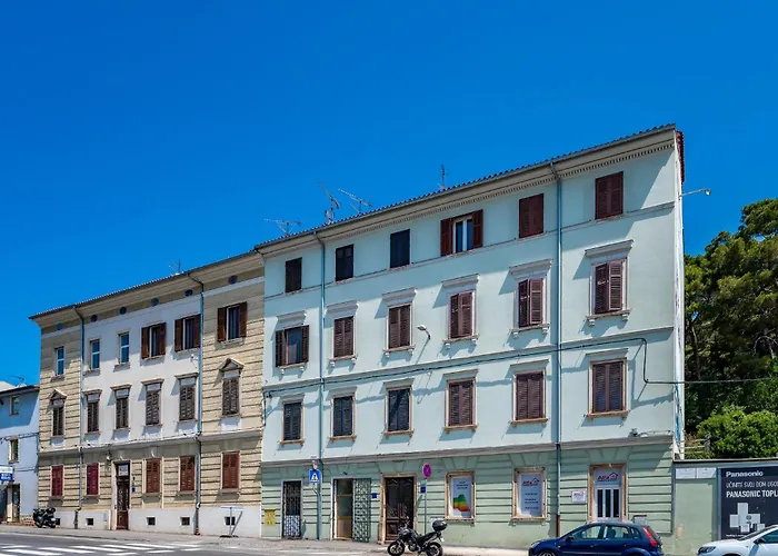 Beautiful Apartment In Pula