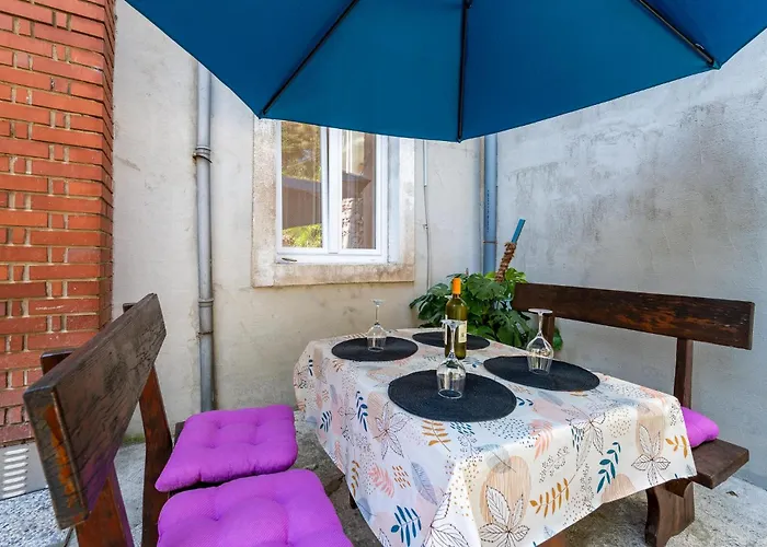 Appartement Beautiful Apartment In Pula *